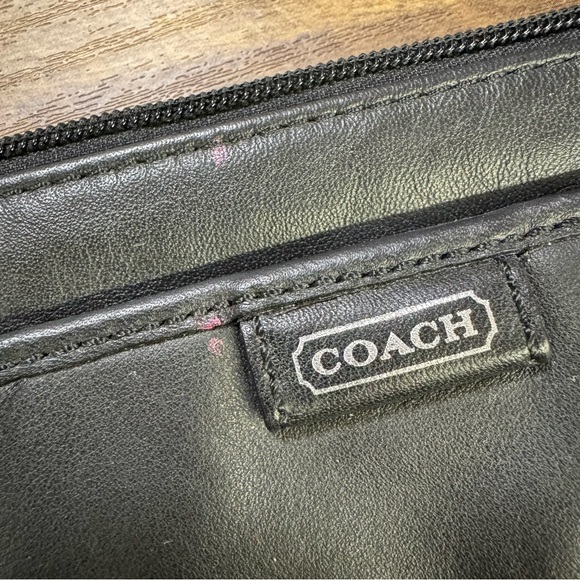 Coach Leather Wristlet Black - Picture 2 of 5
